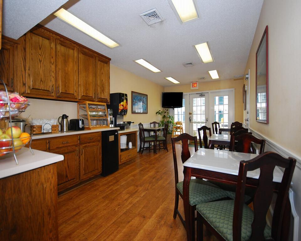 Quality Inn Sylacauga Restaurant photo